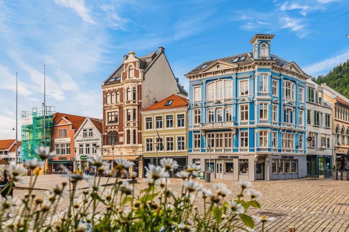 Dinbnb Apartments I Historical Two-Floor Apartment With Rooftop Panorama I 1645 Heritage Bergen Exterior photo
